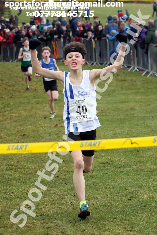 Boys under-13s Northern Cross Country Champs., Camp Hill Estate, Kirklington.  Photo: David T. Hewitson/Sports for All Pics
